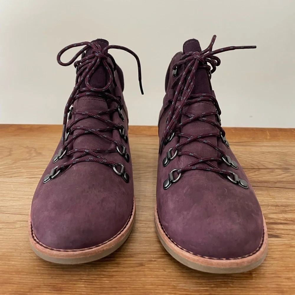 NWOB Teva De La Vin DS Alpine Low Fashion Boots Winter Booties Lace Up Womens 6